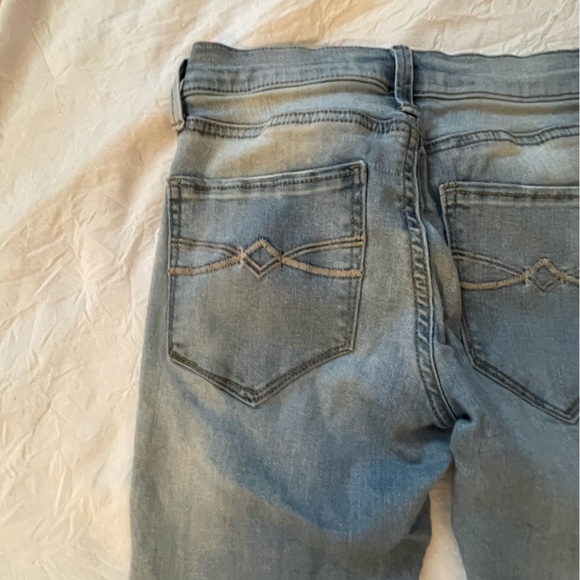 Cute Cut Out/Ripped Skinny Jeans - Picture 10 of 10